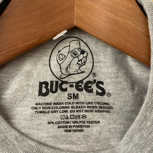 NWT! Unisex Women’s Men’s Buc-ee’s 2024 voting gray short sleeve t-shirt Small - Picture 3 of 4